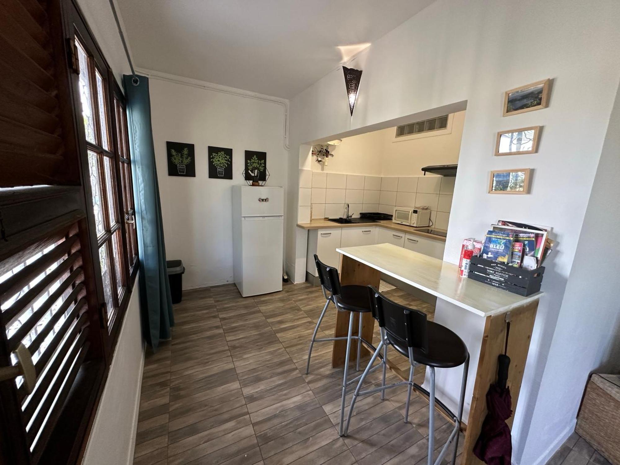 T2 A Convenance Apartment Baie-Mahault Luaran gambar