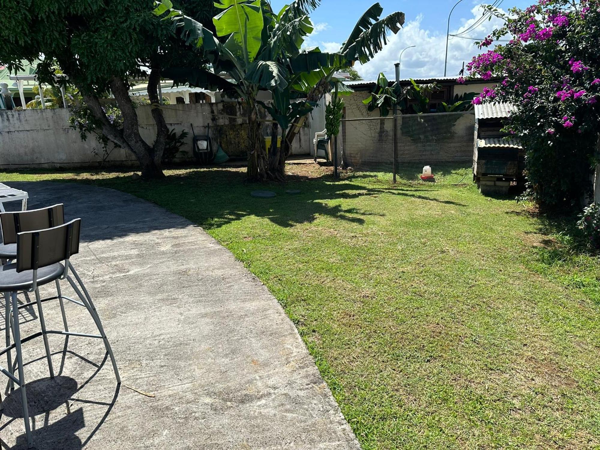 T2 A Convenance Apartment Baie-Mahault Luaran gambar