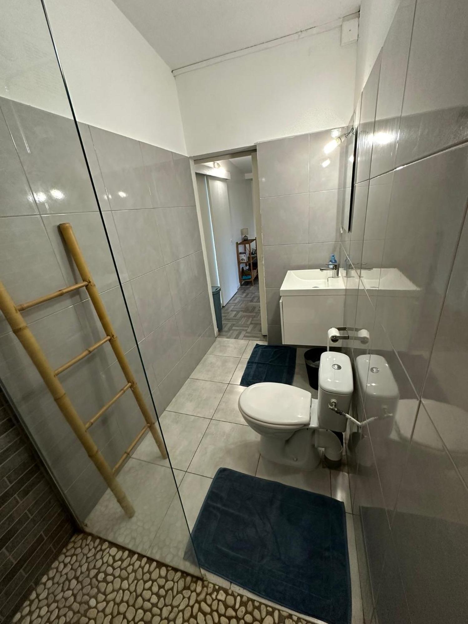 T2 A Convenance Apartment Baie-Mahault Luaran gambar